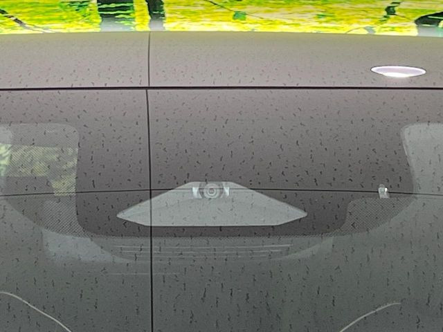 �y�g���^�Z�[�t�e�B�Z���X�z���s���ɑO���̎ԗ�����F�����A�Փ˂������Ȏ��͌x��ƃu���[�L�ŏՓˉ���Ɣ�Q�y�����A�V�X�g�B�����S�Ƀh���C�u�����y���݂��������܂��B