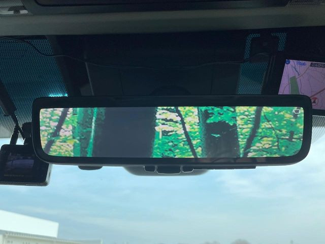 �y�f�W�^���C���i�[�~���[�z��Ȃ̑傫�ȉו��⓯��҂Ō�����m�F���Â炢���ł����S!�J�������B�e�����ԗ�����̉f�������[���~���[���ɕ\���B�N���A�Ȏ��E�ŏ󋵂̊m�F���\�ł�!