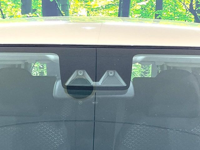 �y�X�}�[�g�A�V�X�g�z���s���ɑO���̎ԗ�����F�����A�Փ˂������Ȏ��͌x��ƃu���[�L�ŏՓˉ���Ɣ�Q�y�����A�V�X�g�B�����S�Ƀh���C�u�����y���݂��������܂��B