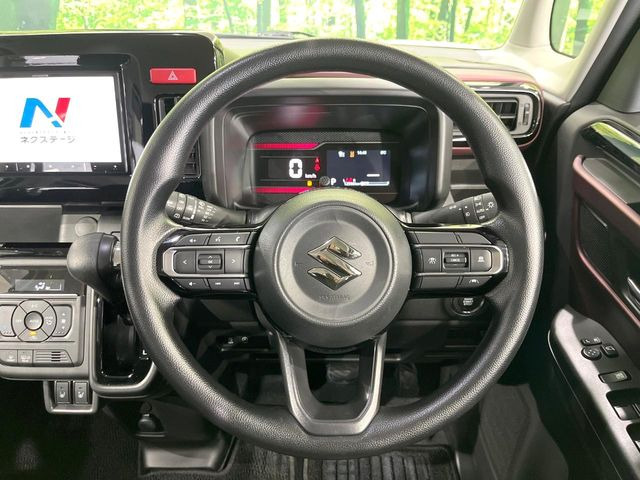 【ステアリングスイッチ】運転中、前方から目線をそらすことなく、オーディオ等の操作が可能な便利機能!安心&快適なドライブを演出してくれます♪