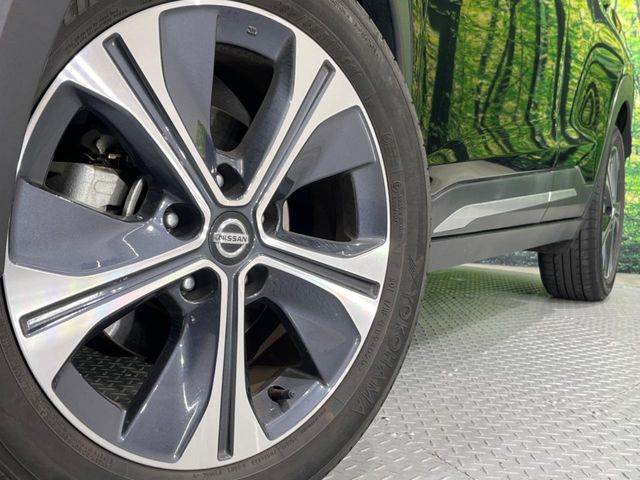 �y����17�C���`�A���~�z�C�[���z�O�ςɃ}�b�`���������A���~�z�C�[���𑕒����Ă���܂��B�e��ЊO�A���~�z�C�[����A�X�^�b�h���X�^�C�����戵�����Ă���܂��B���񂲑��k����������