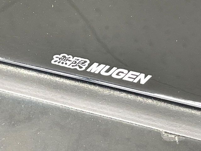 �w�����x�n�[�h�g�b�v�������Ă���܂�!��L��u���b�N�h���d�グ�Ō����ڂ��������悭�A���؂艹���y��������K�ȑ��s�����y���݂��������܂��B