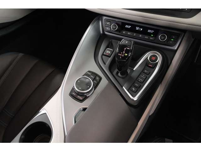 �o�^�t���C�h�A���͂��߃A�O���b�V�u�Ő�s�I�ȃG�N�X�e���A�f�U�C���͂܂��ɃX�[�p�[�J�[!�V�Ԕ�������1,900���~�I�[�o�[�̃��f������ �z�ȉ��ł��������߂��������܂��B���񂲌�����������!