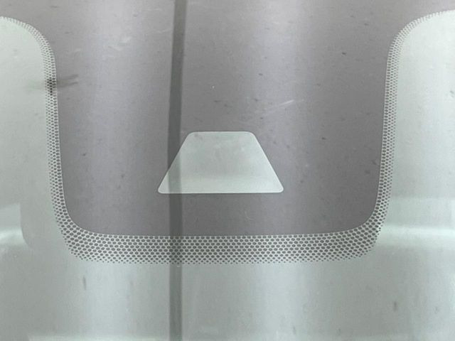 �y�O�He-Assist�z���s���ɑO���̎ԗ�����F�����A�Փ˂������Ȏ��͌x��ƃu���[�L�ŏՓˉ���Ɣ�Q�y�����A�V�X�g�B�����S�Ƀh���C�u�����y���݂��������܂��B