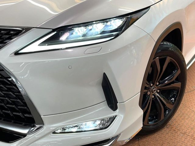 �y�O��LED�w�b�h���C�g�z�X�^�C���b�V���Ȍ����ڂ̎O��LED�w�b�h���C�g�𑕔���X�^�C�������łȂ��A��Ԃ̑��s�����E�ǍD�ň��S���Ă���肢�������܂��B