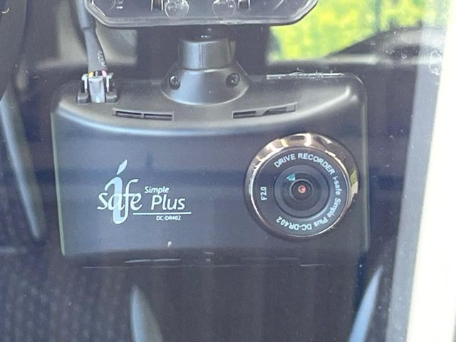 �y�h���C�u���R�[�_�[�z�h���C�u���R�[�_�[����!���s���͂������A������^�]�⎖�̂ɑ��������ہA�f���ŋL�^���A����̃��X�N�ɔ����܂��B���L�^�pSD�J�[�h�͂��q�l�����g�ł��������������K�v������܂��B