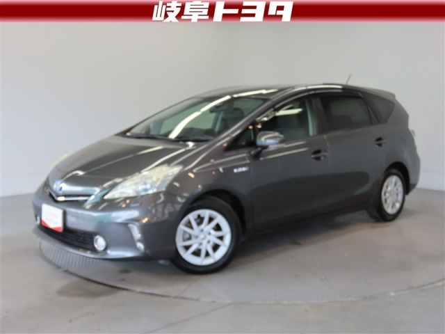 プリウスα1.8 S