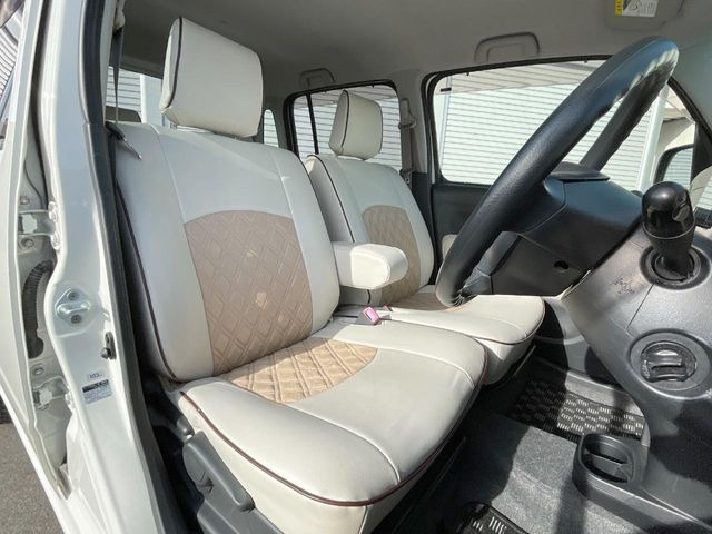 �^�]�ȃV�[�g���͎g�p�������Ȃ��A�ǍD�ȏ�ԂƂȂ��Ă��܂��B���J�Ɏg���Ă������Ƃ��悭�킩��܂��ˁB