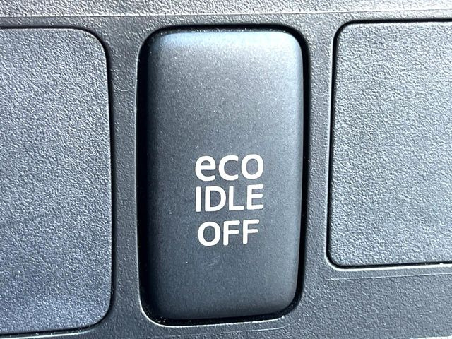 �y�A�C�h�����O�X�g�b�v�z�ԐM����a�؂Œ�Ԃ����ۂɃG���W�����~���A���ʂȔR���̏����}���܂��B�R��������ی�ɂȂ���@�\��G���W���̓u���[�L�𗣂��΍Ďn�����܂��B