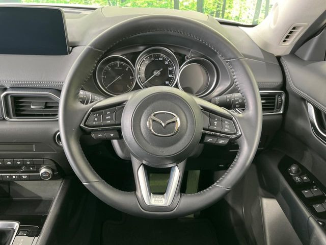 �y�����v�����X�e�A�����O�z�㎿�Ȋv���g�p���邱�ƂŁA��ɂ����������݂ƂĂ��^�]���₷���n���h���ł���