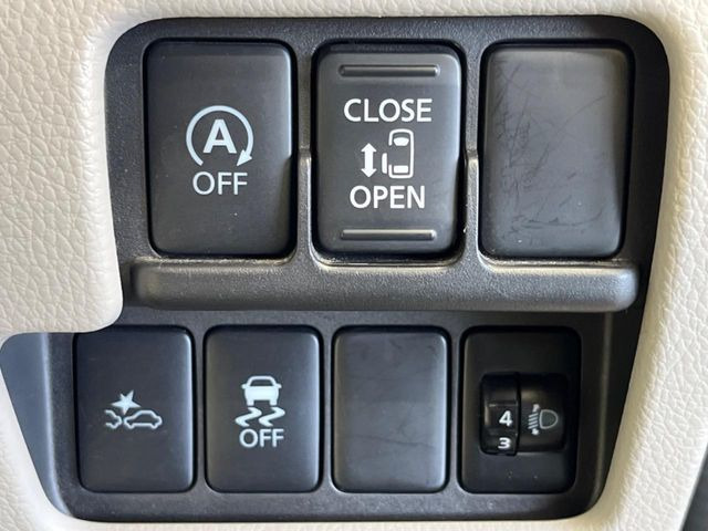 �y�p���[�X���C�h�h�A�z�X�}�[�g�L�[��^�]�Ȃ̃X�C�b�`�ŃX���C�h�h�A�̊J���\���d��������͂����ăh�A���J����K�v�������A���������q�l�ł��A�d���ו��������Ă��鎞�����N�ɊJ���߂ł��܂���