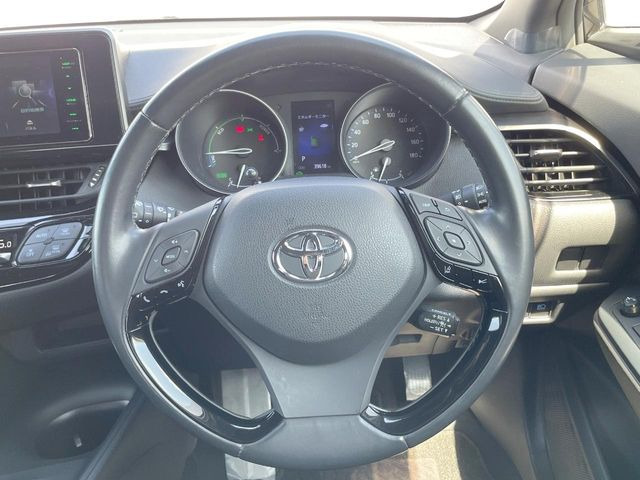 �y�����v�����X�e�A�����O�z�㎿�Ȋv���g�p���邱�ƂŁA��ɂ����������݂ƂĂ��^�]���₷���n���h���ł���