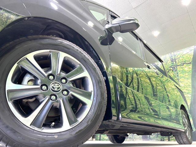 �y����16�C���`�A���~�z�C�[���z�O�ςɃ}�b�`���������A���~�z�C�[���𑕒����Ă���܂��B�e��ЊO�A���~�z�C�[����A�X�^�b�h���X�^�C�����戵�����Ă���܂��B���񂲑��k����������