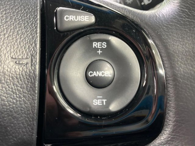 �y�N���[�Y�R���g���[���z�������H�����N���N���s�B�A�N�Z���𗣂��Ă���葬�x�ő��s���ł��A�������^�]���̕��S���y��!�����E�������ȒP�ȃX�C�b�`����Œ����ł��܂��B