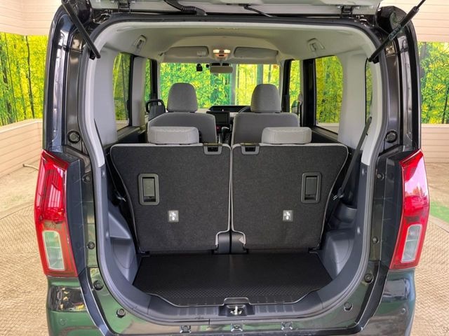 ���i�̂���������ʋ΁A���}���ɏ\���ȉ׎��X�y�[�X���m�ۂ��Ă���܂��B�Z�J���h�V�[�g��|���ƁA�傫�ȉו��̐ύڂ��\�ł���