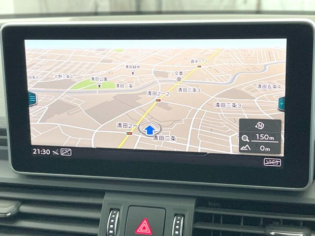 ��MMI�����i�r:��̊��̂���i�r�́A����������ԓ������o���Ă���܂��B�I�[�f�B�I�@�\���[�����Ă���܂��̂ŁA�^�]�����y���߂܂���