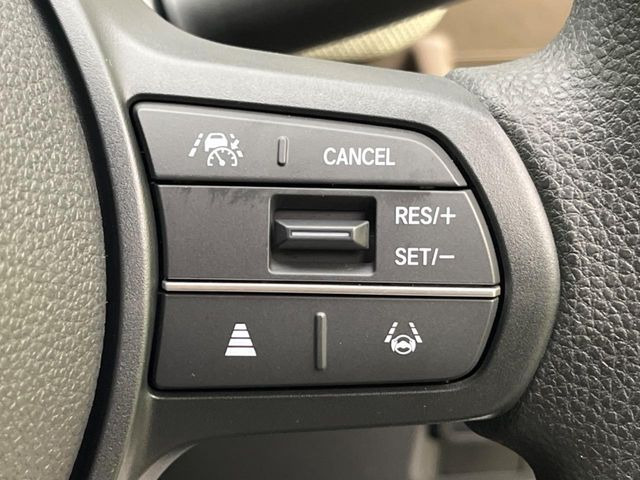 �y�A�_�v�e�B�u�N���[�Y�R���g���[���z�������H�ł̒��������s���y��!!�����ő��x��ۂN���[�Y�R���g���[�����A�Փˌy���V�X�e���ƘA�g���A�O���̎ԗ������m���ĎԊԂ�ۂ悤�ɑ��x���߂��Ă���܂�!!