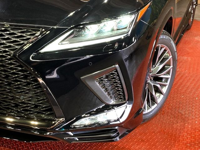 �y�O��LED�w�b�h���C�g�z�X�^�C���b�V���Ȍ����ڂ̎O��LED�w�b�h���C�g�𑕔���X�^�C�������łȂ��A��Ԃ̑��s�����E�ǍD�ň��S���Ă���肢�������܂��B