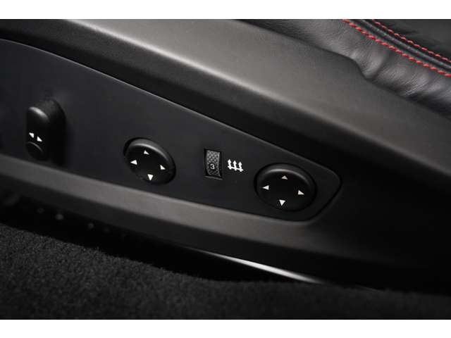 �E�J�[�{���t�@�C�o�[�z�C�[���Z���^�[�L���b�v�E�J�[�{���t�@�C�o�[�X�N�[�f���A�t�F���[���V�[���h�E�J�[�{���t�@�C�o�[�_�b�V���{�[�h�C���T�[�g