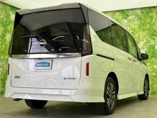 セレナ1.4 e-POWER ハイウェイスターV