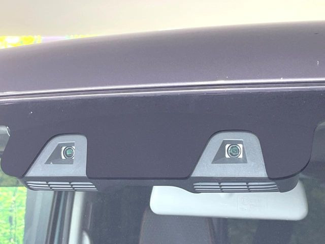 【スズキ セーフティサポート】走行中に前方の車両等を認識し、衝突しそうな時は警報とブレーキで衝突回避と被害軽減をアシスト。より安全にドライブをお楽しみいただけます。