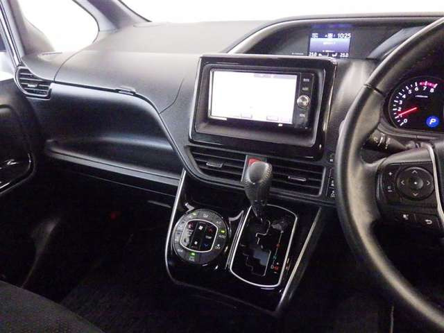 ヴォクシー2.0 ZS 煌III