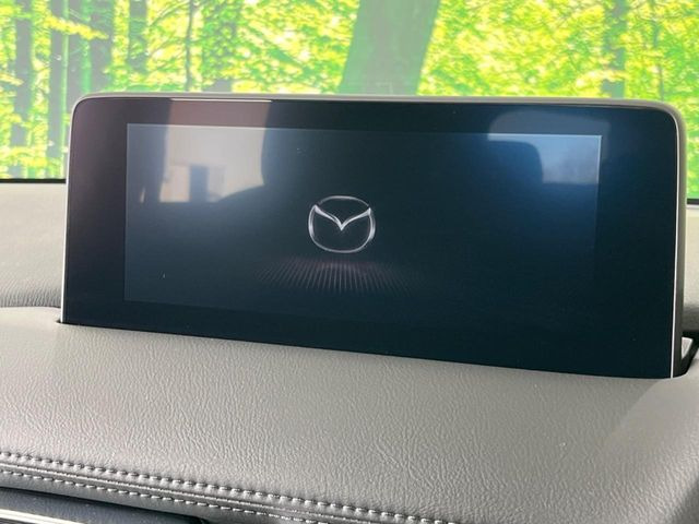 �y8.8�C���`�}�c�_�R�l�N�g�z�ԓ��̕��͋C�Ƀ}�b�`������^�̃f�B�X�v���C�B�X�}�z�ڑ��ł̃i�r�g�p��Bluetooth�Đ����A�l�X�ȋ@�\���y���߂܂��B�����I�ȃ_�C�������삪�\�ŁA�g��������ǍD�ł��B