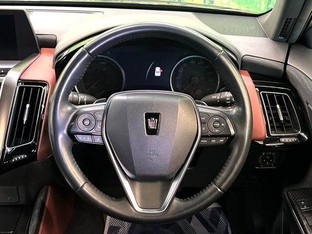 �y�����v�����X�e�A�����O�z�㎿�Ȋv���g�p���邱�ƂŁA��ɂ����������݂ƂĂ��^�]���₷���n���h���ł���