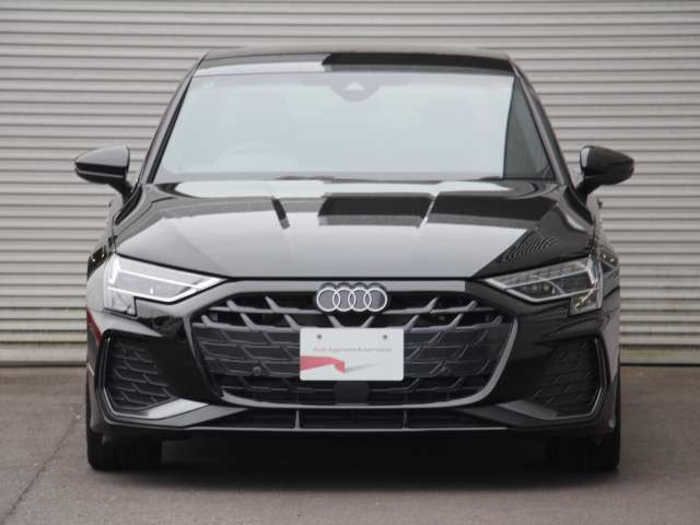 A3セダン30 TFSI Sライン