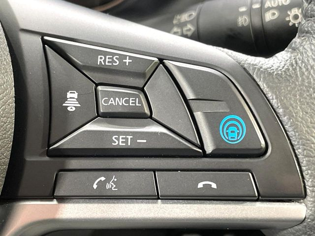 �y�v���p�C���b�g�z�������H�ł̒��������s���y��!!�a�؎��Ə��񑖍s�̃V�[���ŁA�A�N�Z���E�u���[�L�E�X�e�A�����O�������Ő��䂵�A�������^�]�̕��S���y�����Ă���܂���