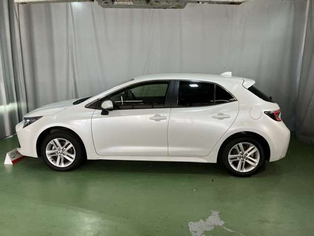 カローラスポーツ1.2 G 4WD