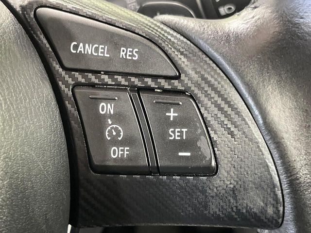 �y�N���[�Y�R���g���[���z�������H�����N���N���s�B�A�N�Z���𗣂��Ă���葬�x�ő��s���ł��A�������^�]���̕��S���y��!�����E�������ȒP�ȃX�C�b�`����Œ����ł��܂��B