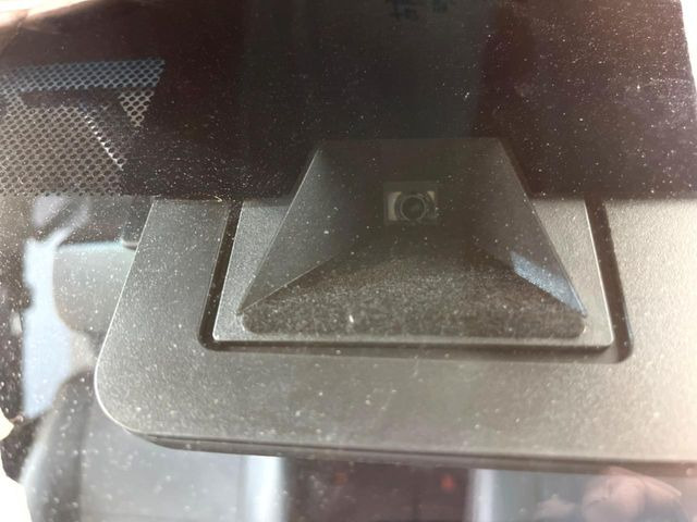 �y�v���N���b�V���Z�[�t�e�B�z�O���̎ԗ��������m���A�Փ˂������Ȏ��͌x��Œ��ӂ𑣂��A�u���[�L�𓥂ޗ͂��T�|�[�g�B�u���[�L�𓥂߂Ȃ������ꍇ�͏Փ˔�Q�y���u���[�L���쓮�A�Փˉ�����T�|�[�g���܂��B