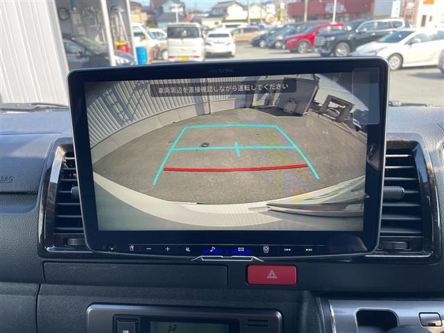 ハイエースバン