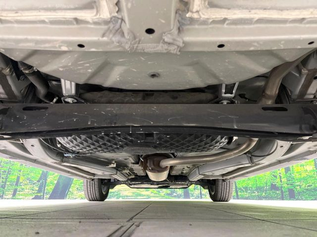 下回りがきれいなうちに、防錆加工の施工がオススメ。降雪地域はもちろん、沿岸部にお住いの方や、趣味でマリン・ウィンタースポーツをされる方にご好評いただいております。