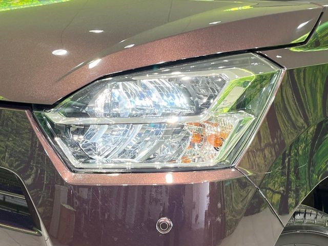 �w�b�h���C�g��e�[�������v&�A���~�z�C�[�����̊e��R�[�e�B���O���I�X�X�����Ă���܂��B�����Y�����̉��΂݂≘���}���A���ꂢ�ȏ�Ԃ������e�i���X���X�ŕۂĂ܂���