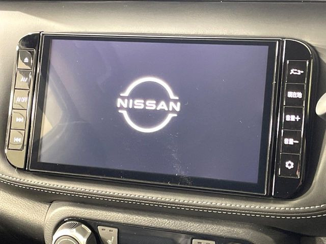 �y����9�^�i�r�z�l�C�̏����i�r�𑕔��B�I�[�f�B�I�@�\���[�����Ă���ABluetooth�ڑ�����΂������̃X�}�z��MP3�v���C���[�̉��y���Đ��\!�����̉^�]������Ɋy�����Ȃ�܂�!!