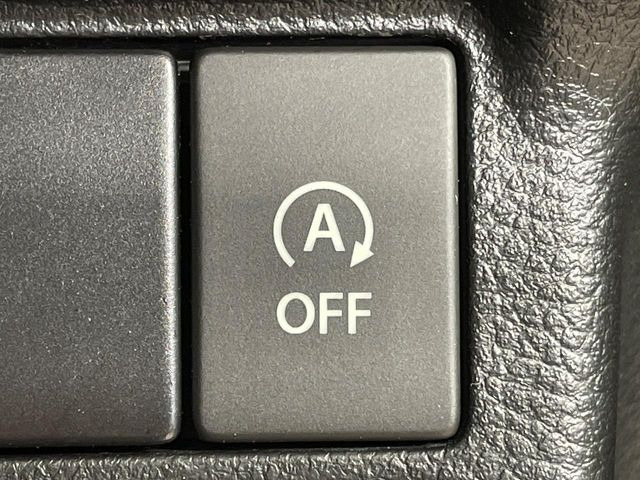 �y�A�C�h�����O�X�g�b�v�z�ԐM����a�؂Œ�Ԃ����ۂɃG���W�����~���A���ʂȔR���̏����}���܂��B�R��������ی�ɂȂ���@�\��G���W���̓u���[�L�𗣂��΍Ďn�����܂��B