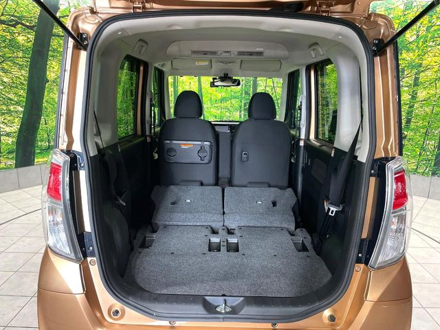 ���i�̂���������ʋ΁A���}���ɏ\���ȉ׎��X�y�[�X���m�ۂ��Ă���܂��B�Z�J���h�V�[�g��|���ƁA�傫�ȉו��̐ύڂ��\�ł���