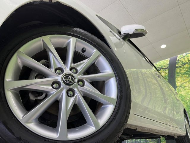 �y����17�C���`�A���~�z�C�[���z�O�ςɃ}�b�`���������A���~�z�C�[���𑕒����Ă���܂��B�e��ЊO�A���~�z�C�[����A�X�^�b�h���X�^�C�����戵�����Ă���܂��B���񂲑��k����������