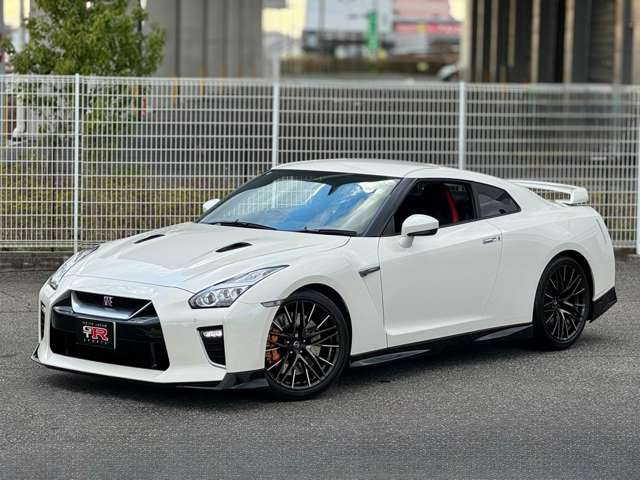 R35GT-R���X�Ƃ��āA�ԗ��̏�Ԃ���GT-R�Ƃ��Ă̓����܂ŁA���ԑI�тɑ΂��ăA�h�o�C�X�����Ē����Ă���܂��B����]�̓��e�̂��Ԃ����T�����鎖���\�ł��B�܂��͂��C�y�ɂ����k�������B
