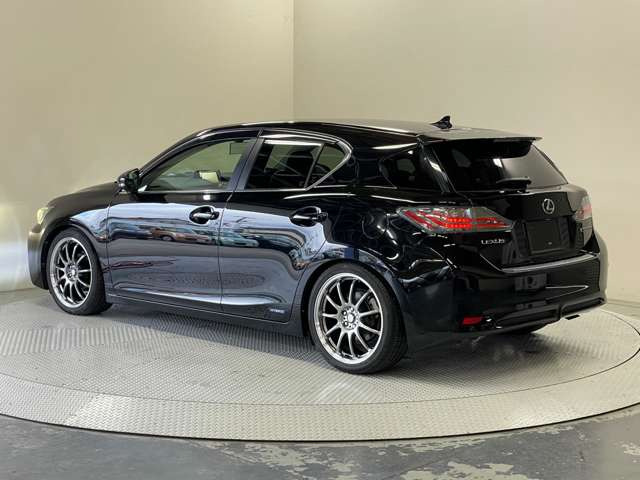 �l�C�̎Ԏ킪�����낢!�e���[�J�[ �ŐV�l�C�Ԃ����C���i�b�v!���ĐG���đI�ׂ�W����ł�!