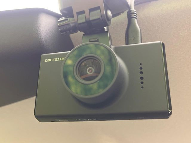 �y�h���C�u���R�[�_�[�z�h���C�u���R�[�_�[����!���s���͂������A������^�]�⎖�̂ɑ��������ہA�f���ŋL�^���A����̃��X�N�ɔ����܂��B���L�^�pSD�J�[�h�͂��q�l�����g�ł��������������K�v������܂��B