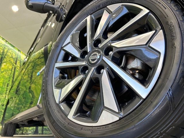 �y����16�C���`�A���~�z�C�[���z�O�ςɃ}�b�`���������A���~�z�C�[���𑕒����Ă���܂��B�e��ЊO�A���~�z�C�[����A�X�^�b�h���X�^�C�����戵�����Ă���܂��B���񂲑��k����������