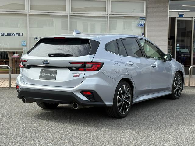 レヴォーグ1.8 STI スポーツ EX 4WD