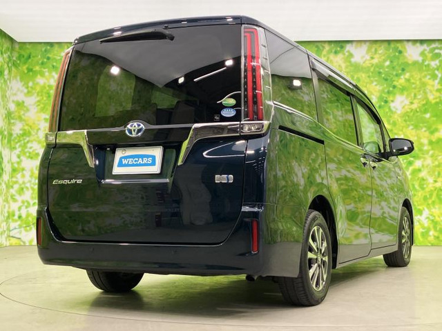 エスクァイアハイブリッド1.8 Gi プレミアムパッケージ ブラックテイラード