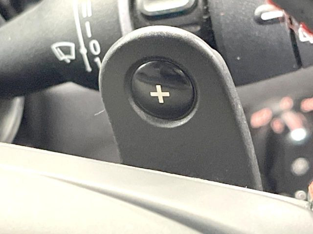 ���X�e�A�����O�p�h���V�t�g:�N�C�b�N�ȃV�t�g���삪�\!���X�|���X�������A���Ȃ��̃M�A�ϑ��ɂ�������Ƃ��Ă��Ă���܂�!���Ԃƈ�̂ƂȂ�鑕���ł��B