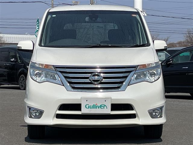 セレナ2.0 ハイウェイスター Vセレクション+Safety 4WD