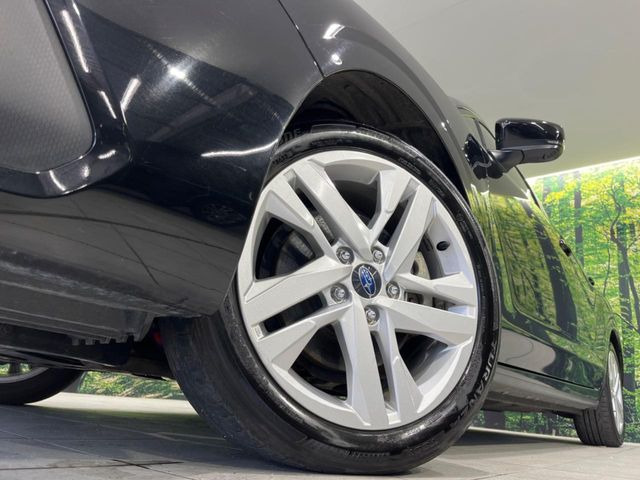 �y����17�C���`�A���~�z�C�[���z�O�ςɃ}�b�`���������A���~�z�C�[���𑕒����Ă���܂��B�e��ЊO�A���~�z�C�[����A�X�^�b�h���X�^�C�����戵�����Ă���܂��B���񂲑��k����������