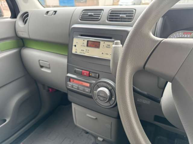 ���[�Ԃ܂łɎԗ������Ȃǐ�C�X�^�b�t����Ƃ������܂��� �����̓X�`�[�������͂��߁A�ł��邾���C���悭����肢��������悤�����������܂�!�O���͋@�B�Ŗ����������āA���b�N�X�R�[�e�B���O�������Ă��܂��B